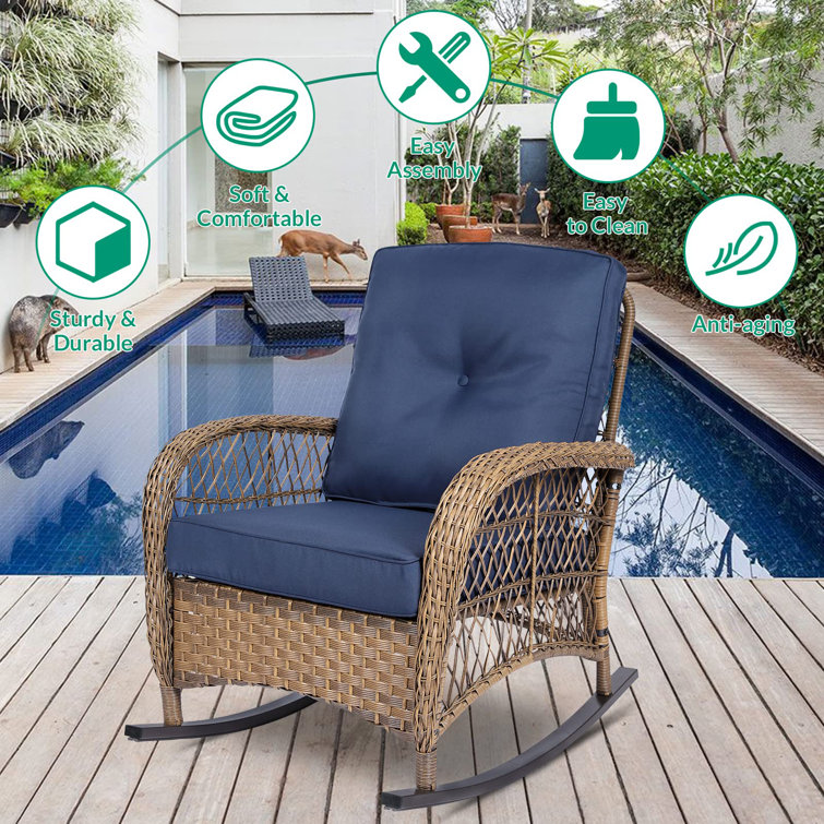 Outdoor best sale easy chair